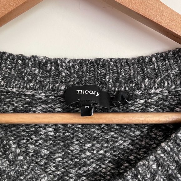 Women's Theory Gray Speckled V Neck Sweater Medium - Picture 2 of 7